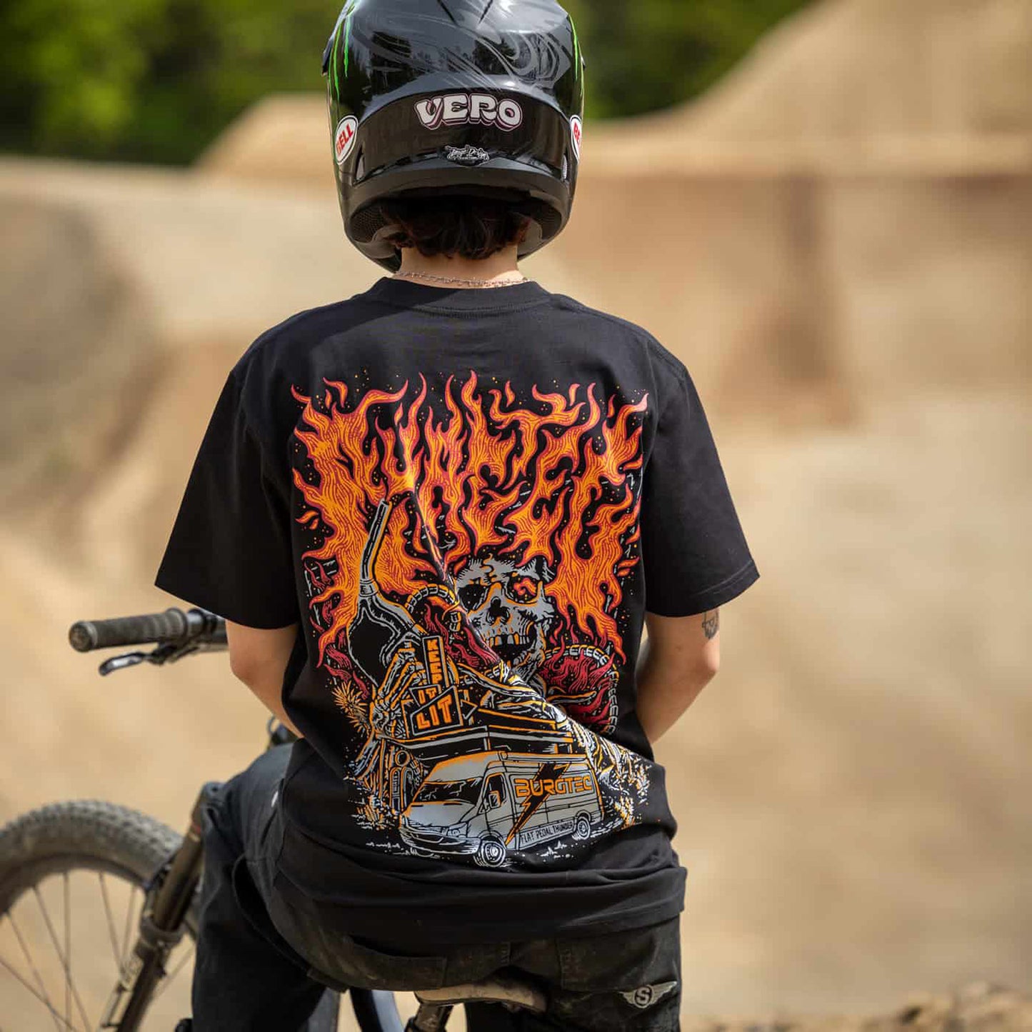 BURGTEC KEEP IT LIT T-shirt