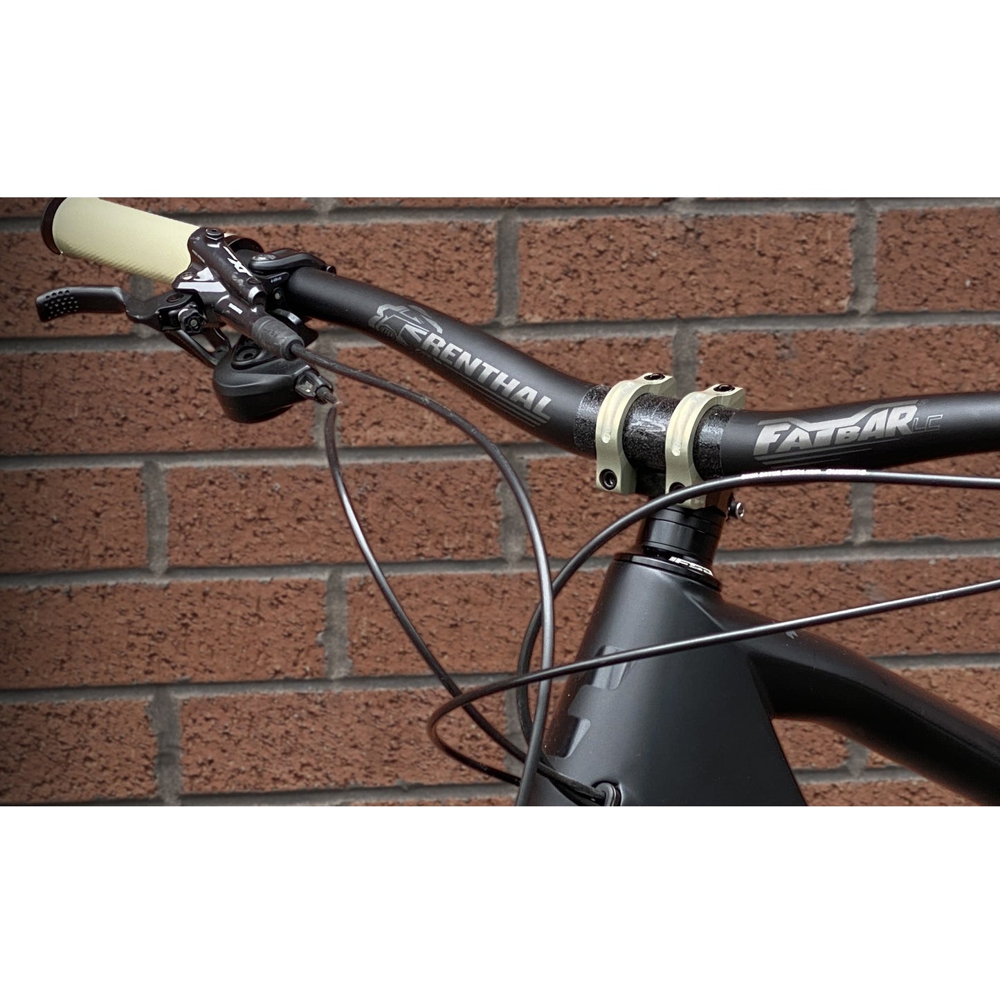 RENTHAL V3 FATBAR LITE Carbon Rise 40mm 760mm bøjle