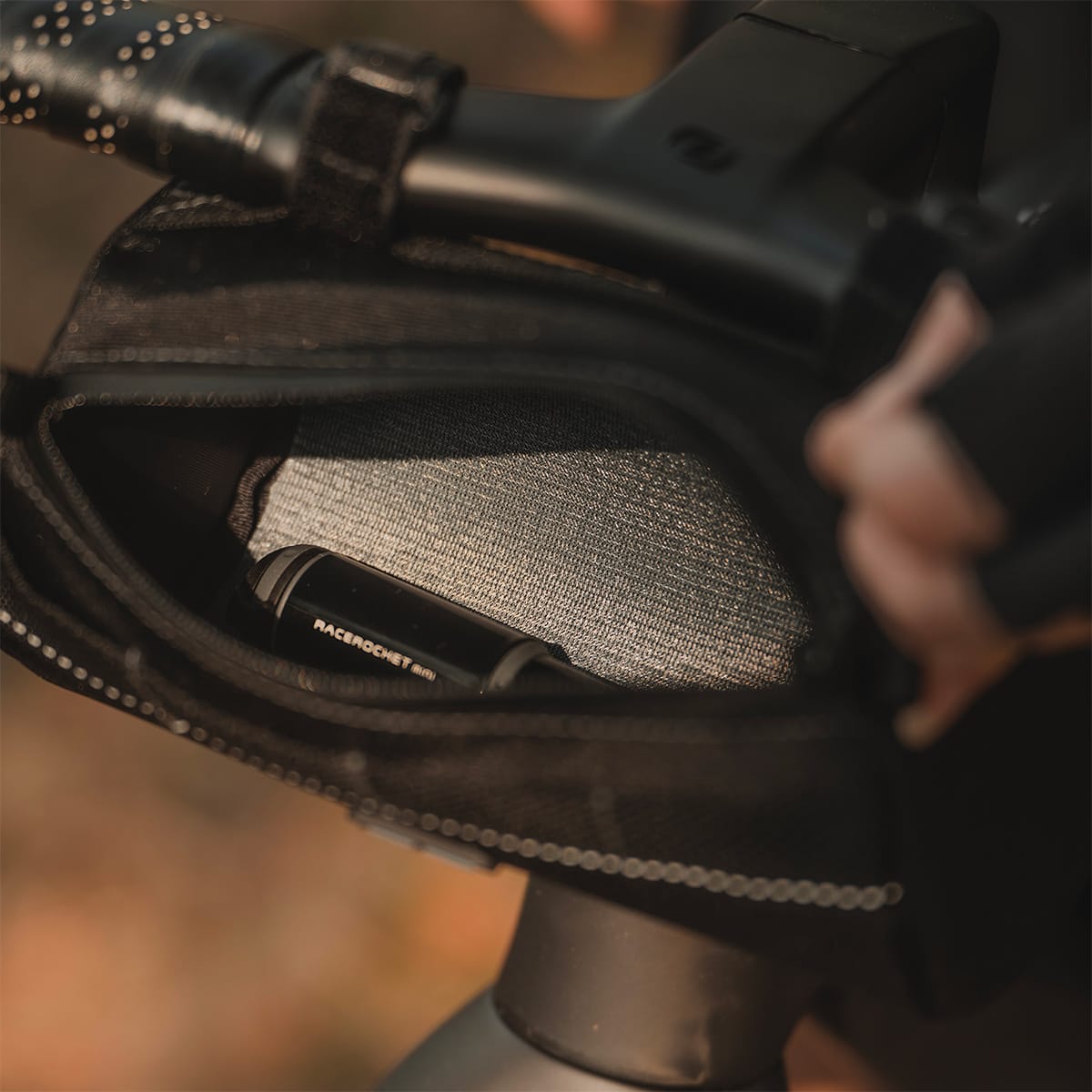 Styrtaske TOPEAK TUBULAR BARBAG SLIM 1,5 L Sort