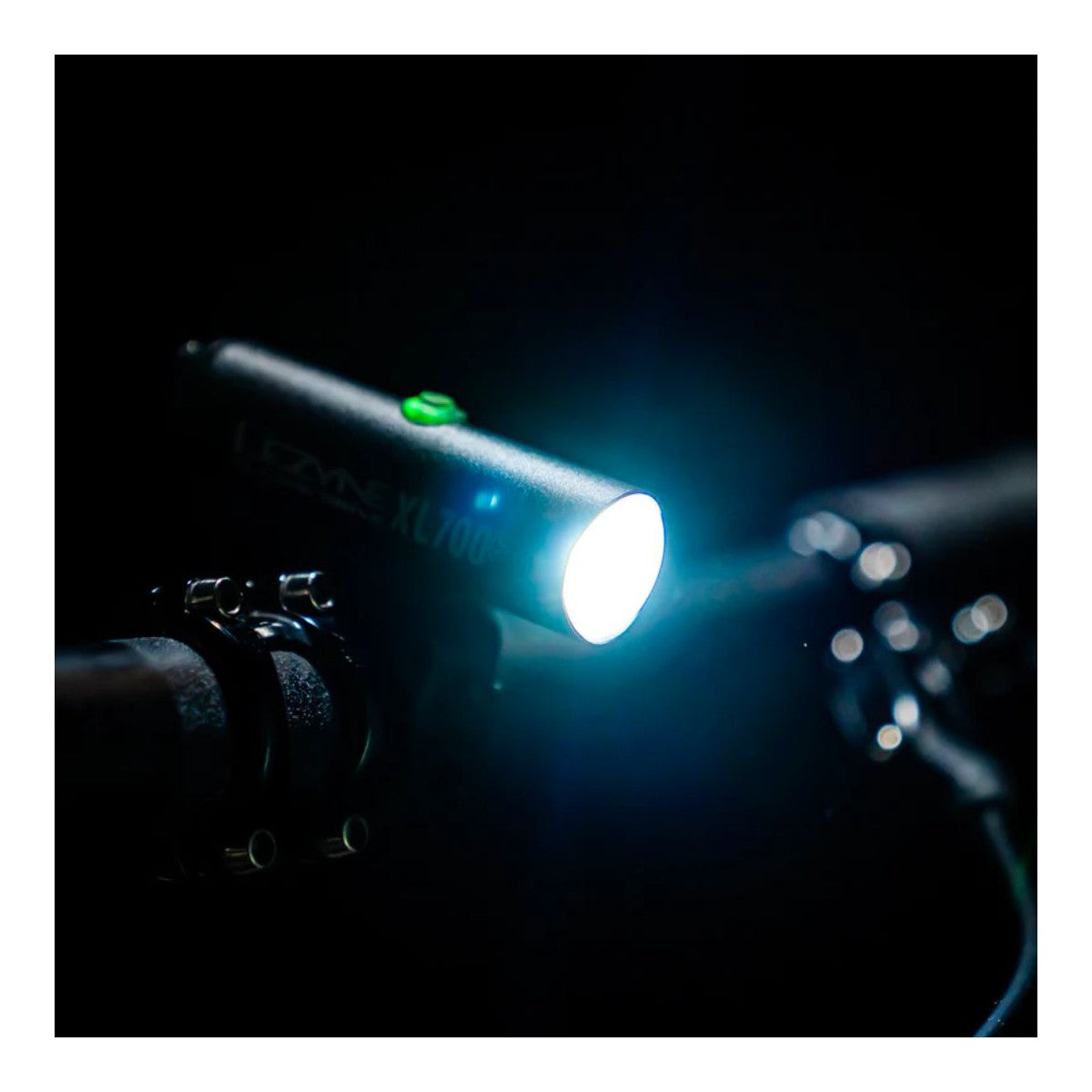 LEZYNE CLASSIC DRIVE XL 700+ belysning foran