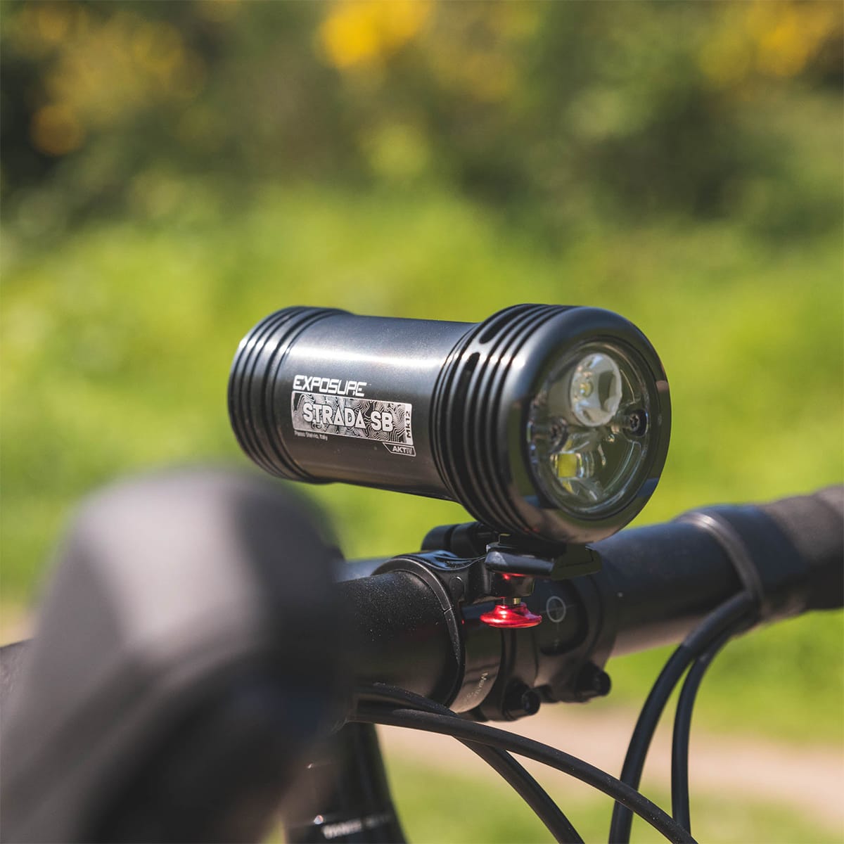 Belysning foran Exposure Lights STRADA MK12 SB AKTIV