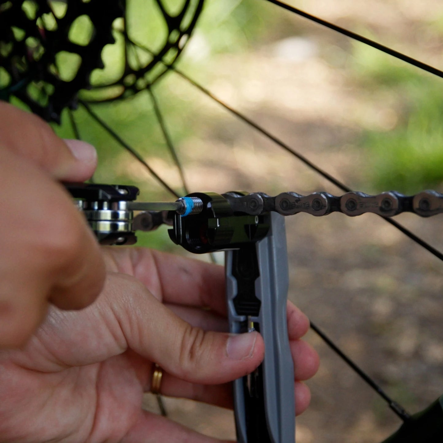Multiværktøj på flaskeholder CRANKBROTHERS S.O.S BC18