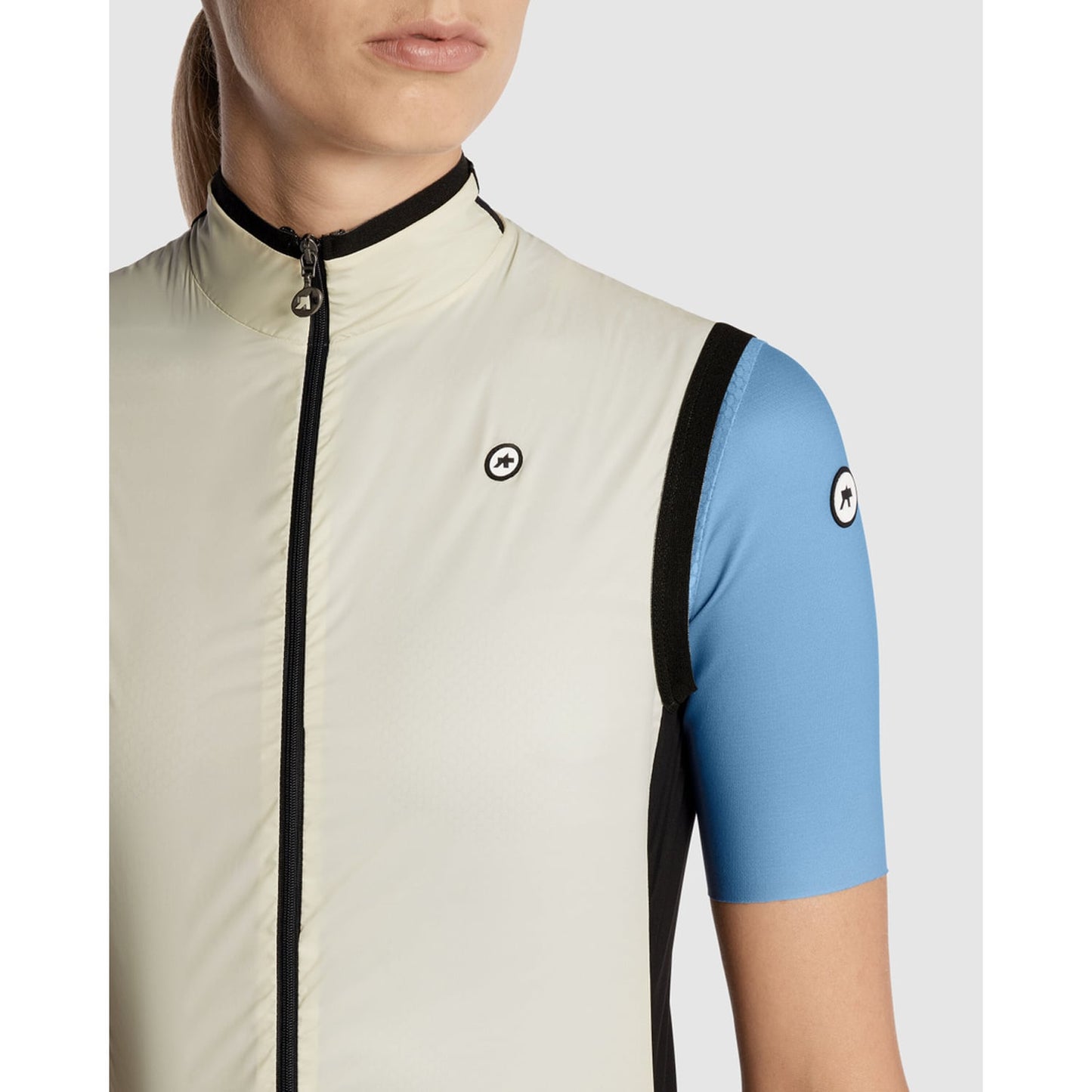 ASSOS UMA GT WIND C2 Women's Beige Sleeveless Jacket