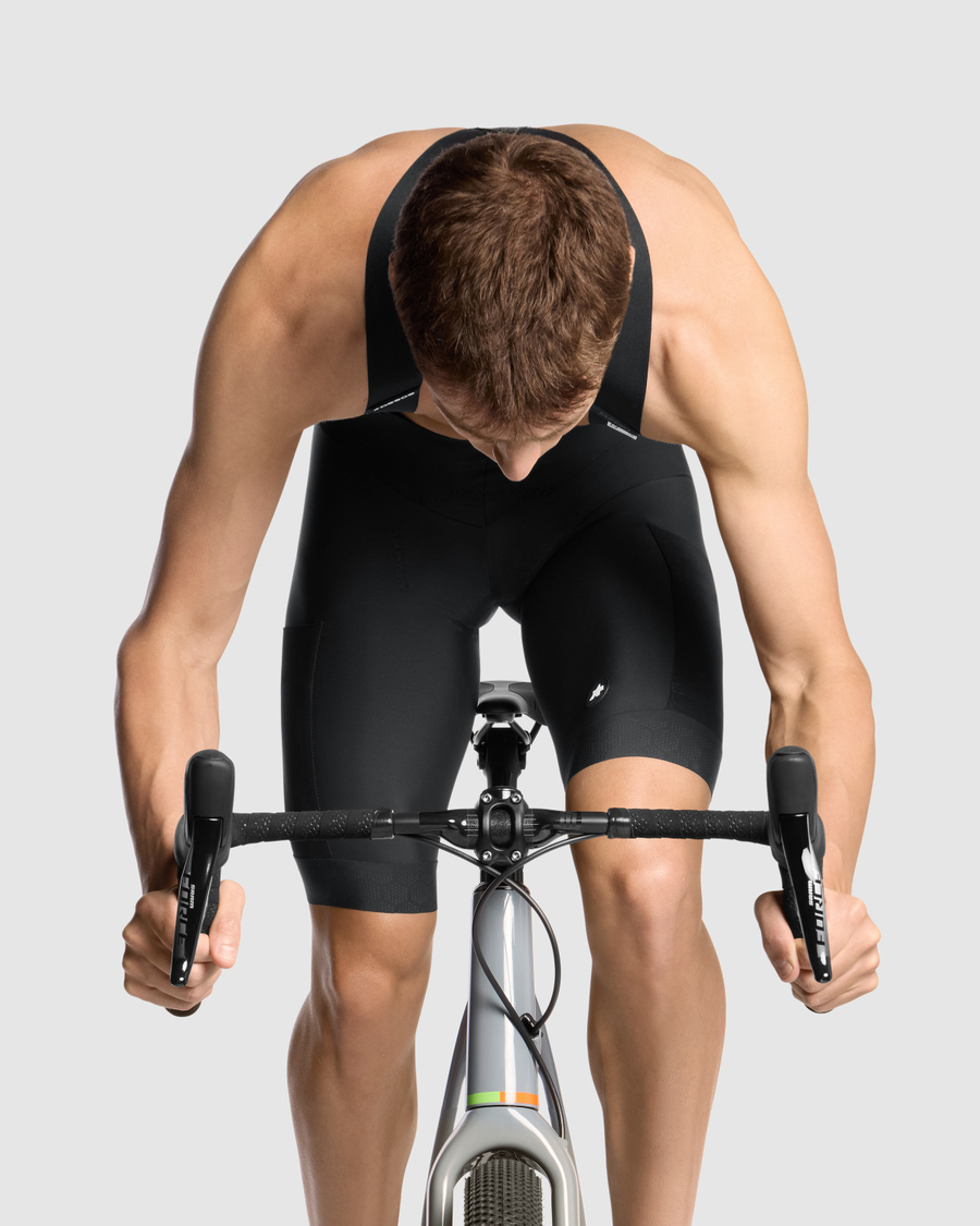 ASSOS TACTICA KIESKÄFER GRAVEL T5 Bib Short Sort