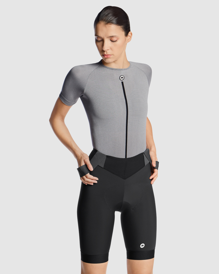 ASSOS NS SKIN LAYER P1 Undertøj med korte ærmer til kvinder Grå