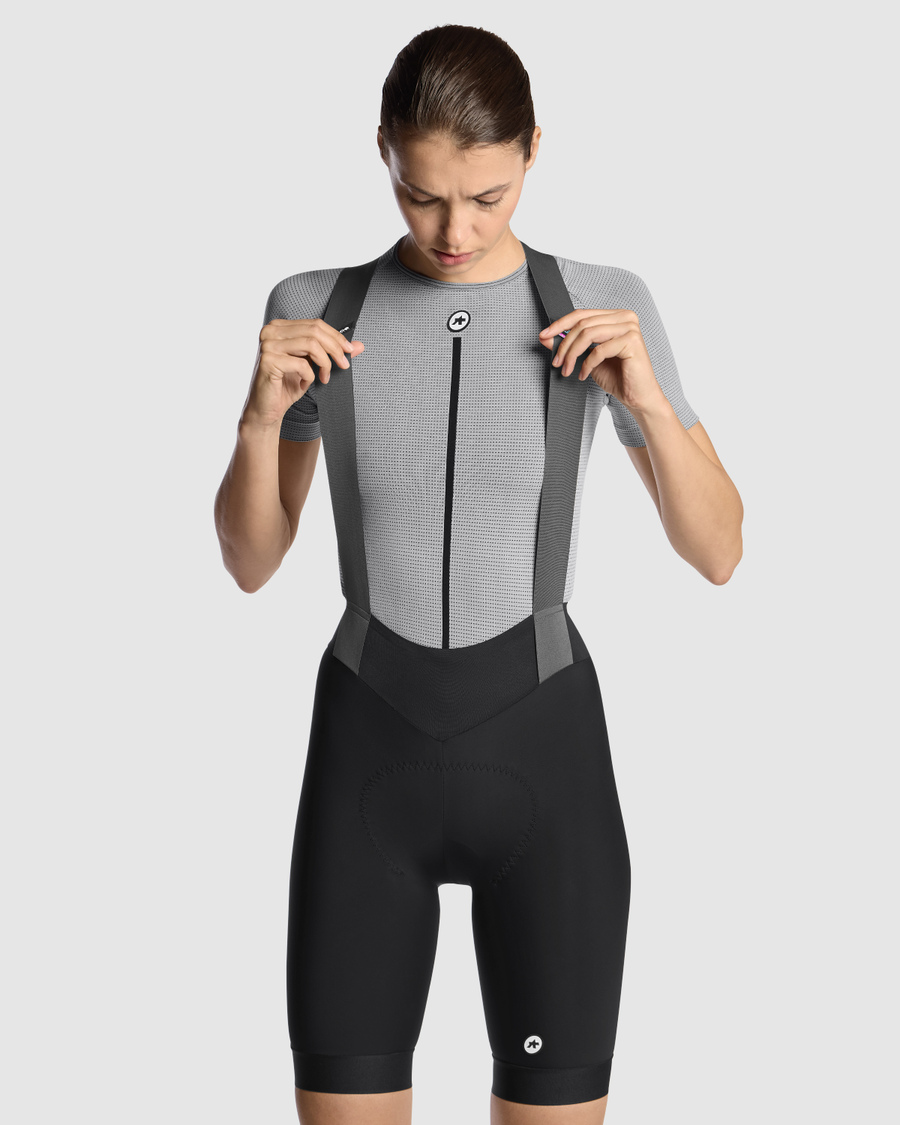ASSOS NS SKIN LAYER P1 Undertøj med korte ærmer til kvinder Grå