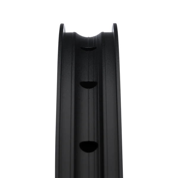 Front wheel CRANKBROTHERS SYNTHESIS Aluminium 2.0 Enduro I9 29" 15x110 mm Boost Black