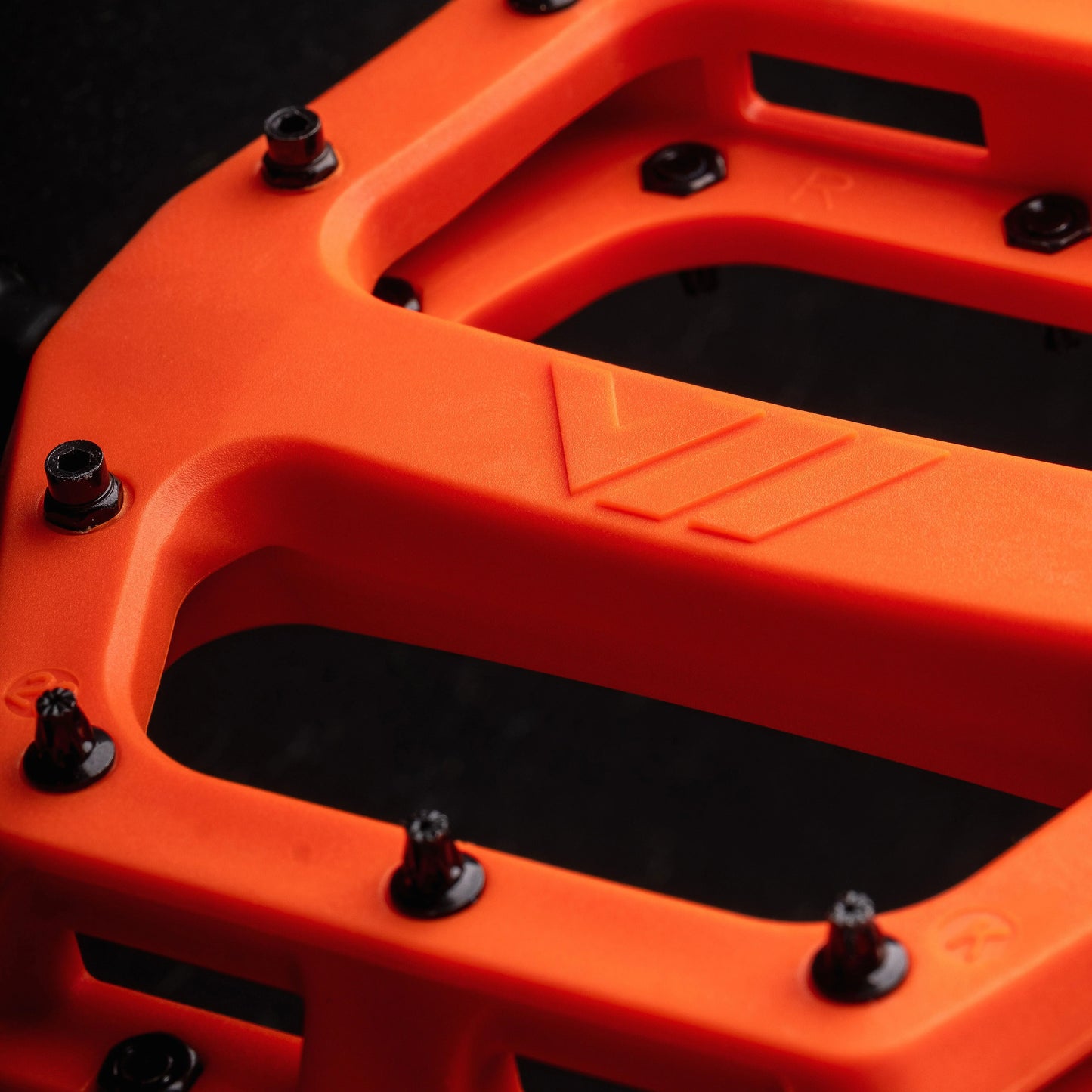 DMR V11 Orange flade pedaler