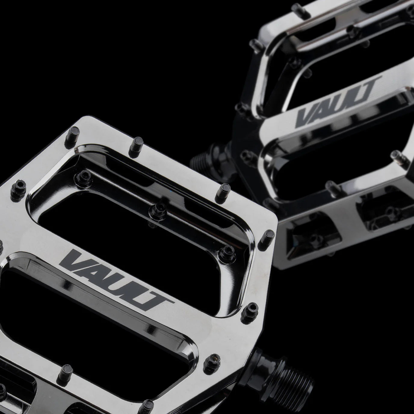 DMR VAULT fladpedaler Krom Sort