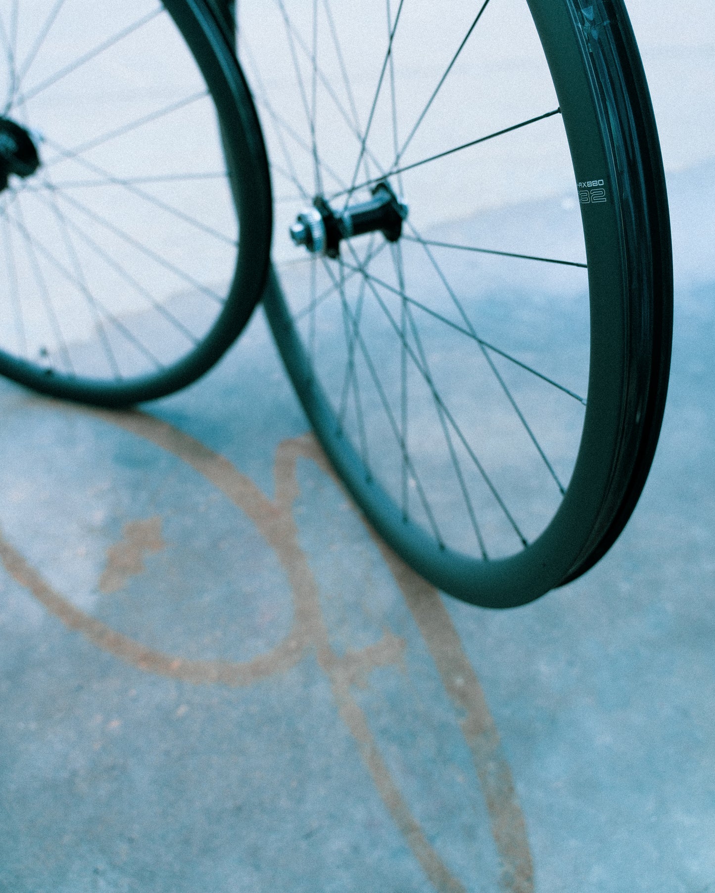 SHIMANO GRX WH-RX880 700c Tubeless Ready baghjul (Center Lock)