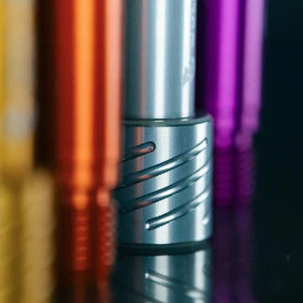 WOLF TOOTH forhjulsaksel til FOX-gafler (36,38,40) 15x110 mm Boost Front Silver