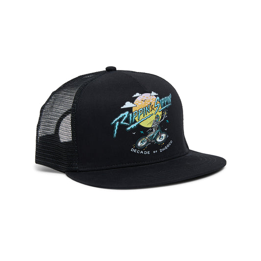 DHARCO FLAT BRIM TRUCKER RIPPIN AND SIPPIN Kasket Sort