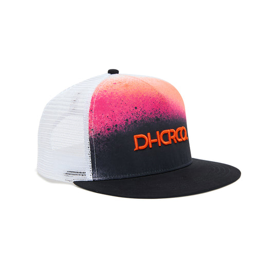 DHARCO FLAT BRIM TRUCKER BLACK SNAKE Kasket Sort/lilla
