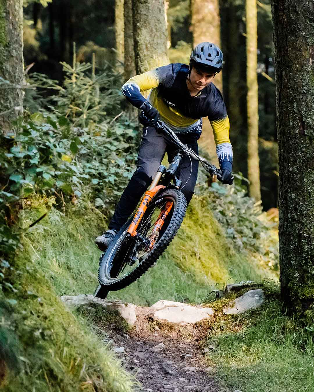 DHARCO RACE ACID RAIN Langærmet trøje Sort/gul