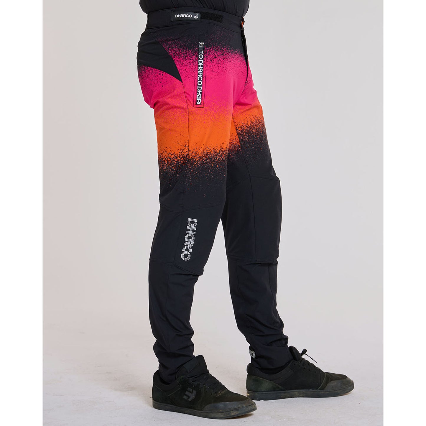 DHARCO GRAVITY BLACK SNAKE Bukser Sort/Orange