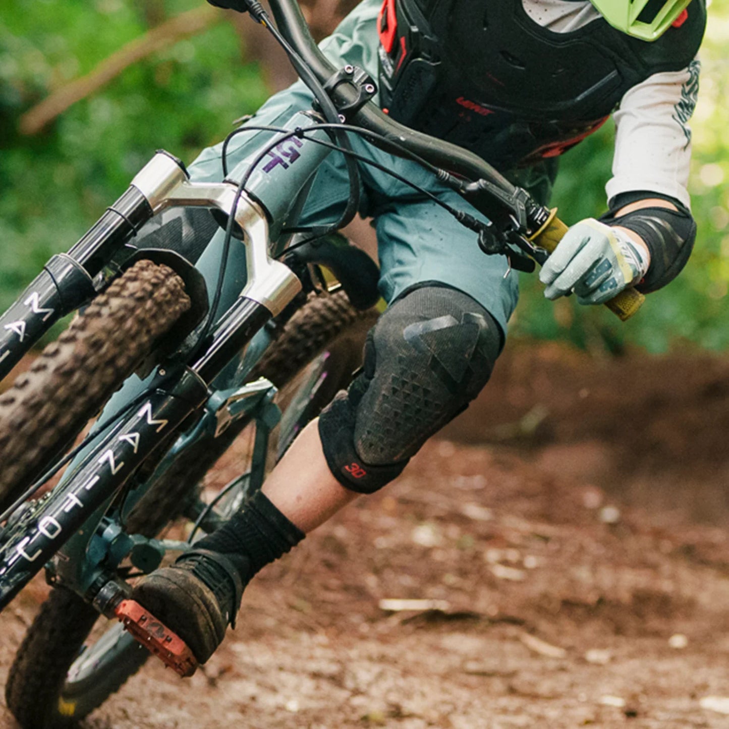 LEATT 3DF 5.0 EVO Junior Knæbeskyttere Sort