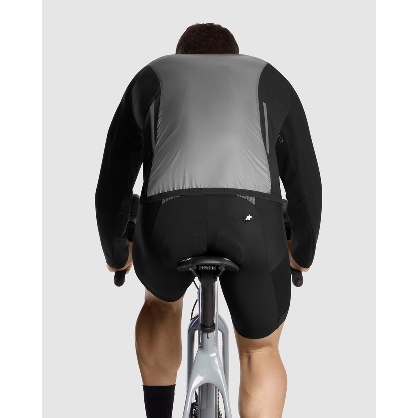 ASSOS TACTICA T5 Black Series-jakke