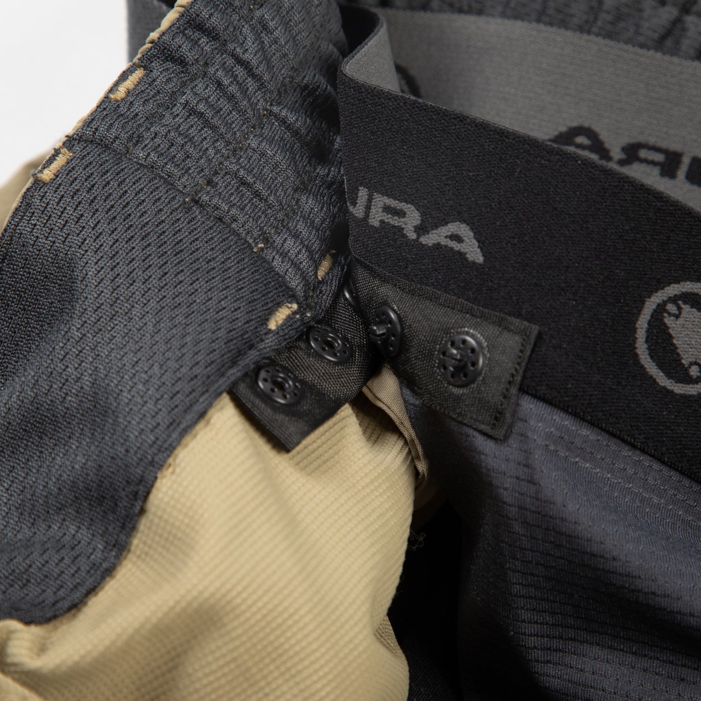 ENDURA HUMMVEE LINER Shorts Beige