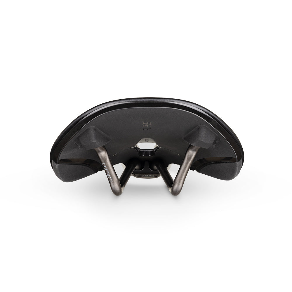 FIZIK VENTO ANTARES R3 140 mm sadel Kium Rails Sort