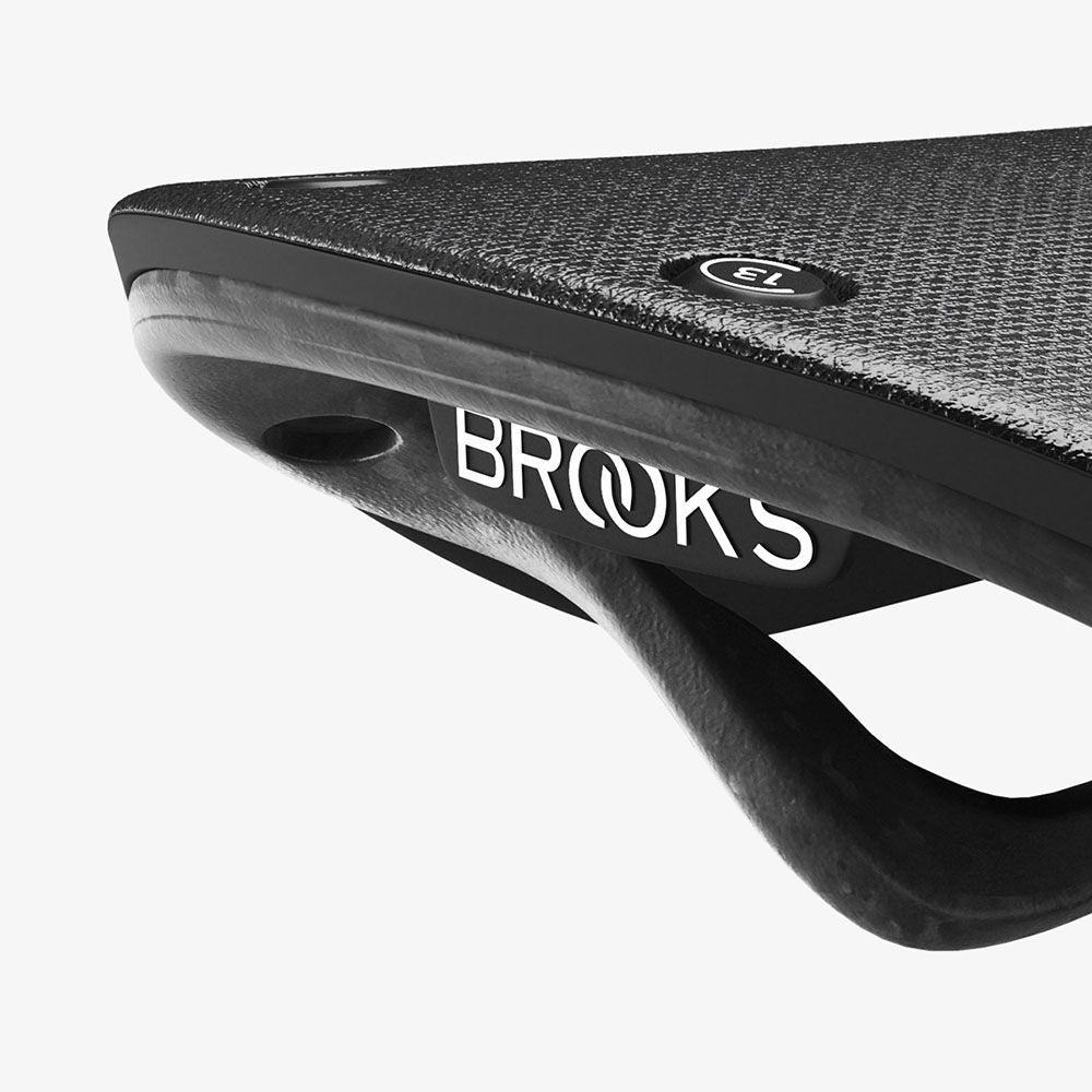 BROOKS CAMBIUM C13 CARVED 145 mm sadel Sort