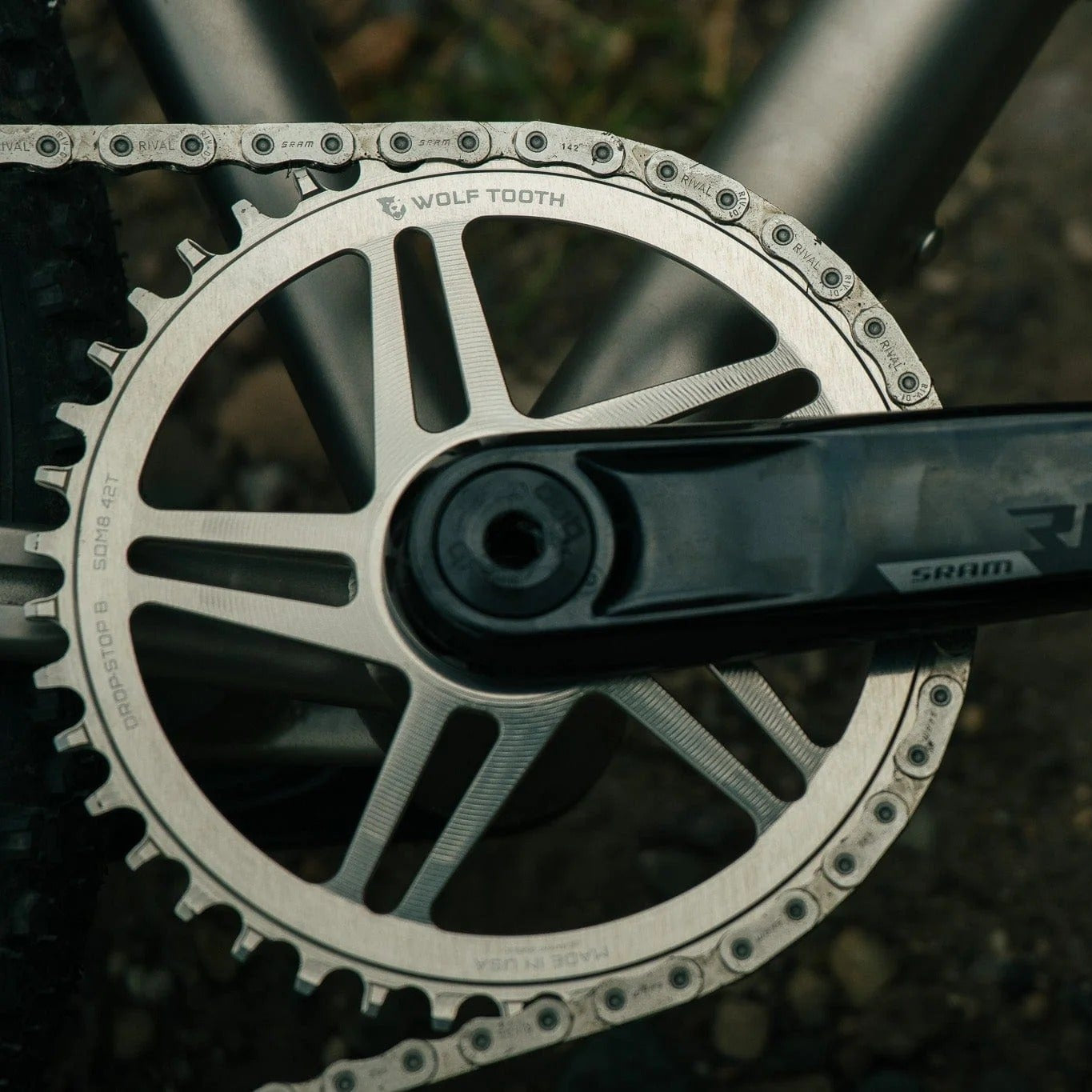 WOLF TOOTH GRAVEL Direct Mount SRAM 8 Hole Raw Silver Mono-kædehjul