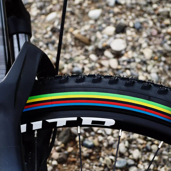 VITTORIA MEZCAL XC 29X2.35 "UCI Rainbow Edition" Tubeless Ready Soft Black-dæk