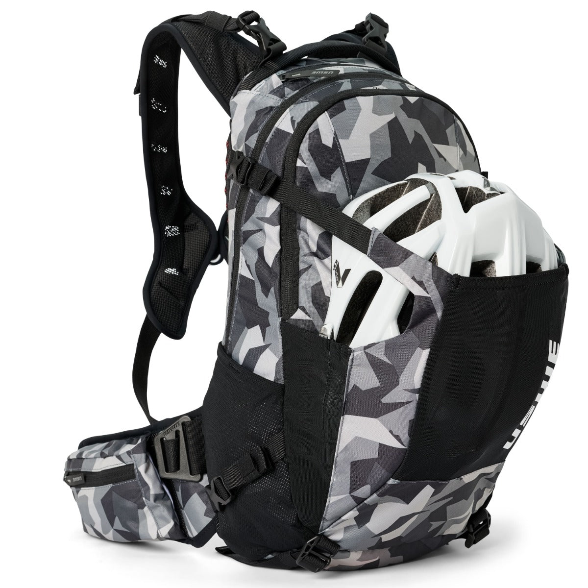USWE SHRED 16 L Camo Backpack