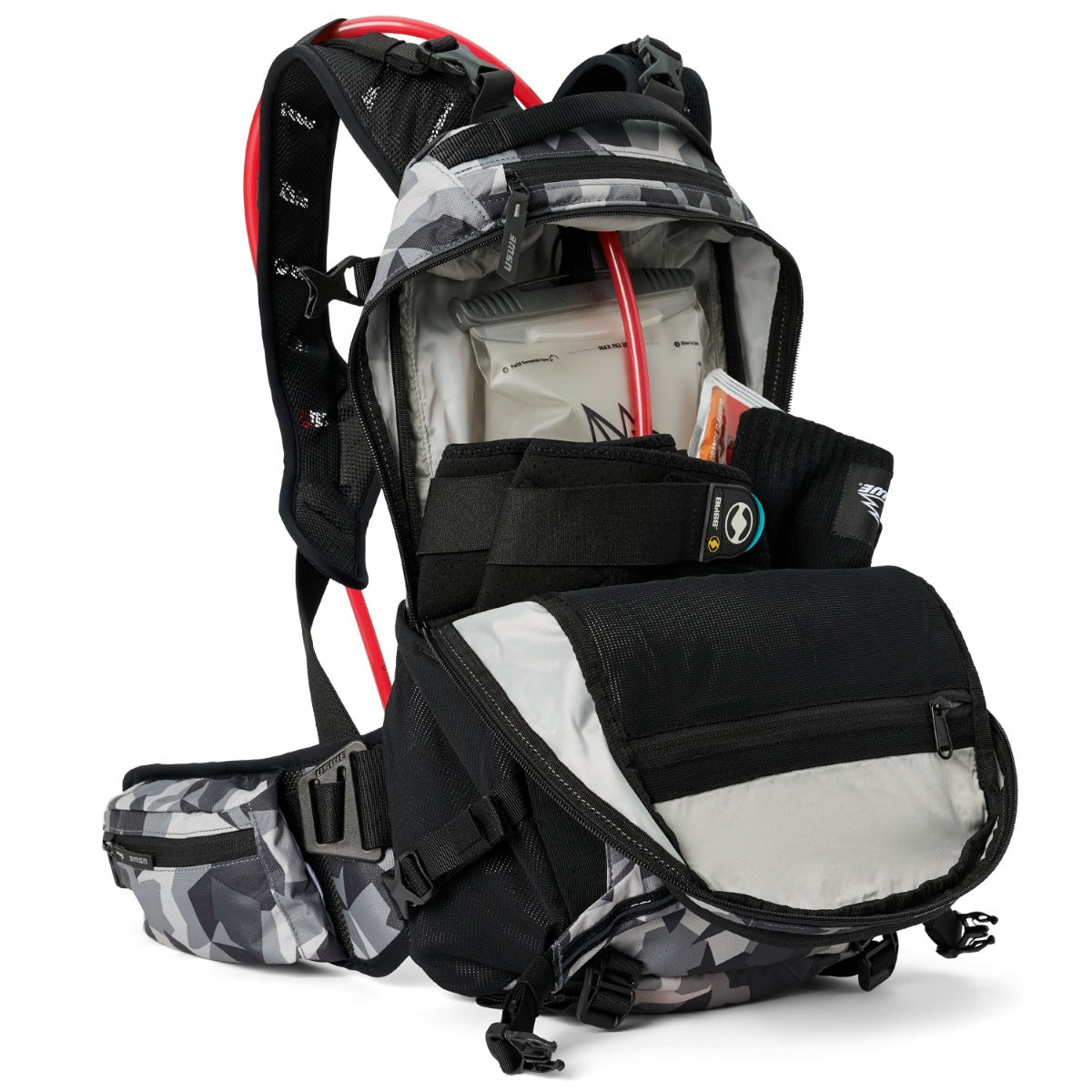 USWE SHRED 16 L Camo Backpack