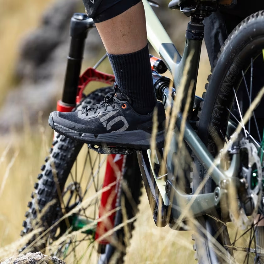 Brands | FIVE TEN