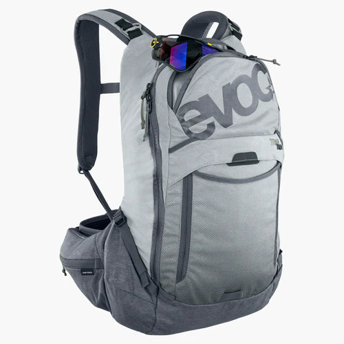 EVOC TRAIL PRO 16L rygsæk med rygstøtte, grå