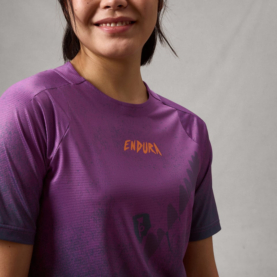 ENDURA SINGLETRACK PRINT Kortærmet trøje End Purple til kvinder