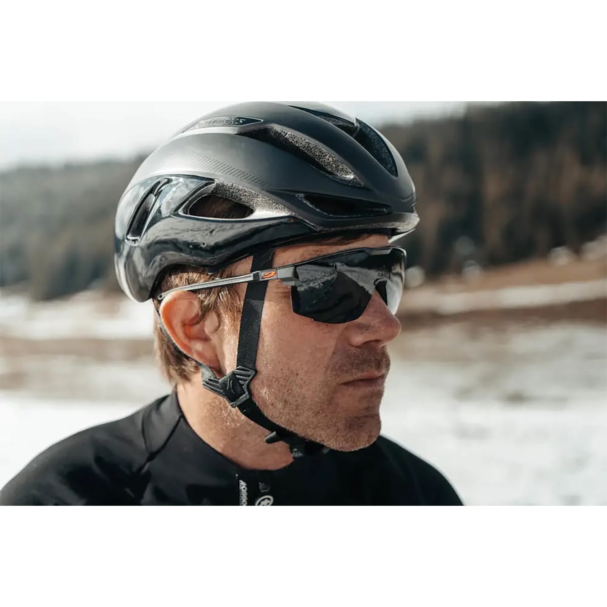 JULBO ULTIMATE Glasses Black Reactiv Photochromic