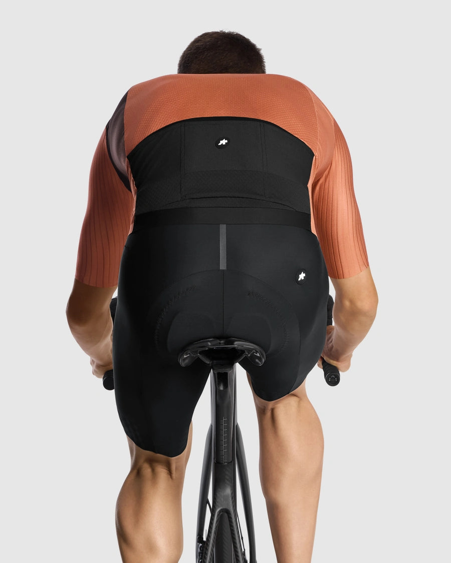 ASSOS EQUIPE RS S11 Kortærmet brun trøje