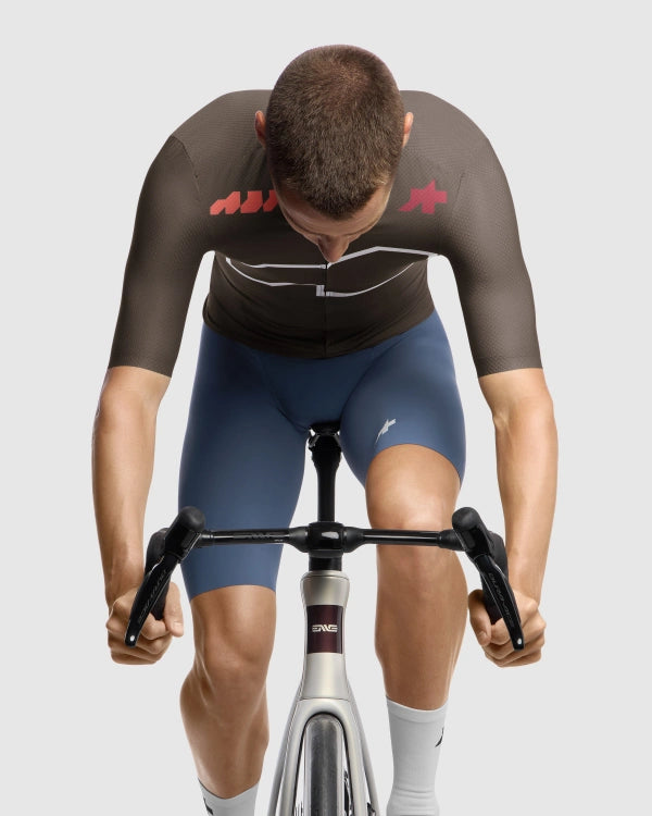 ASSOS EQUIPE R S11 Jersey We are the A Short Sleeve Brown