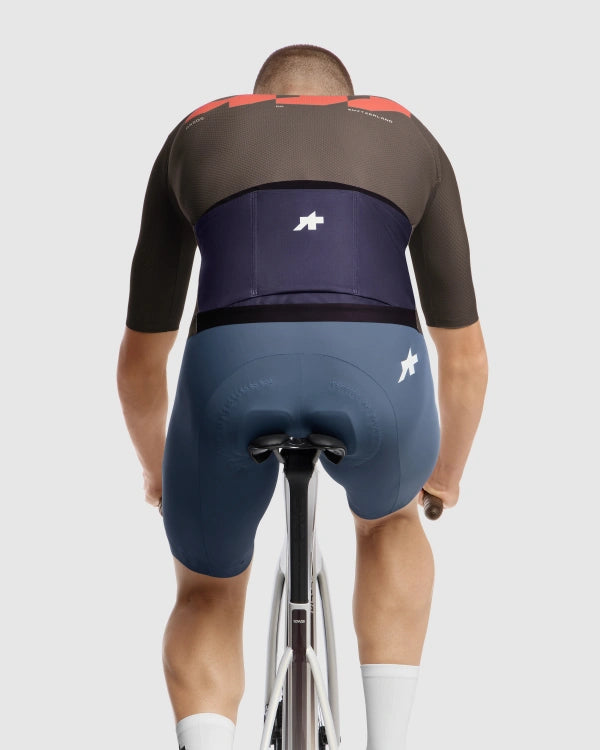 ASSOS EQUIPE R S11 Jersey We are the A Short Sleeve Brown
