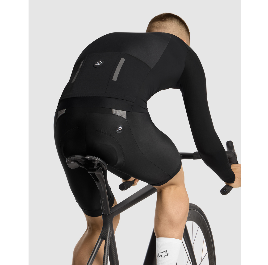 ASSOS MILLE GTS S11 jakke i sort serie