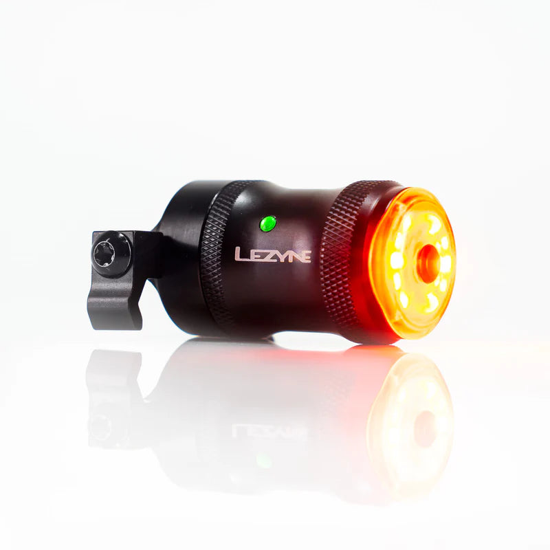 Bagbelysning LEZYNE SADDLE Ai ALERT 250