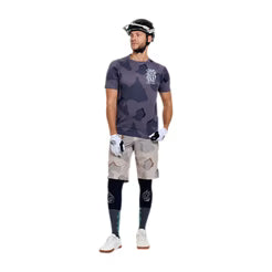 TROY LEE DESIGNS SKYLINE PRO FLOW CAMO Short Sleeve Carbon Jersey