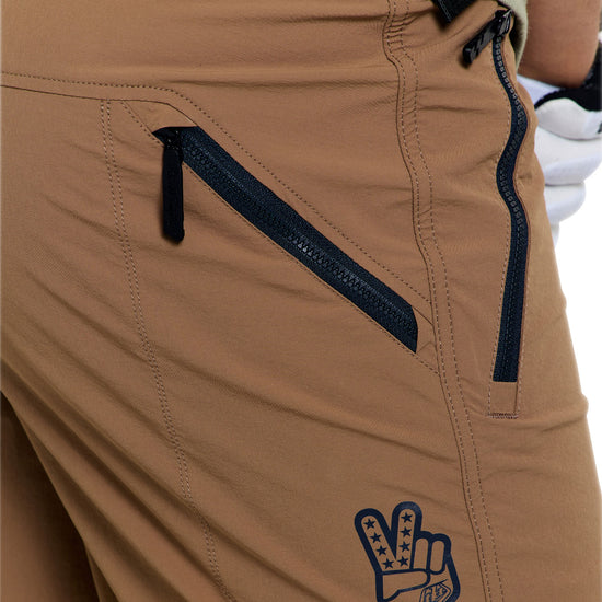 TROY LEE DESIGNS SKYLINE TRAIL Shorts med foring Mono Beige
