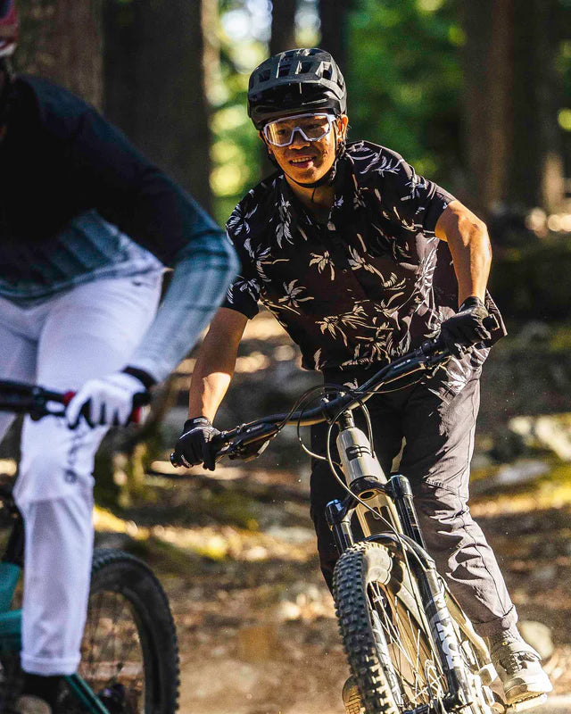 DHARCO TECH BOWEN Kortærmet skjorte Sort