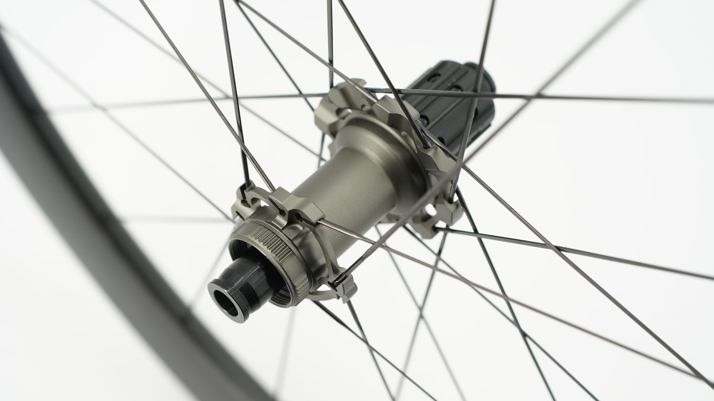 Par SCOM AERO 50-62 Tubeless Ready-hjul (Center Lock)