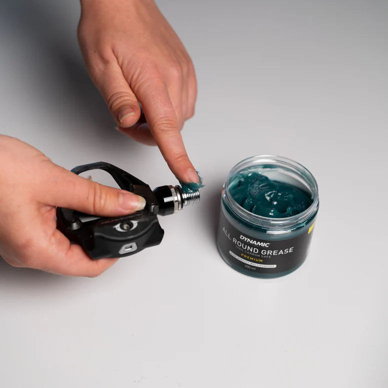 DYNAMIC ALL ROUND GREASE PREMIUM (200 ml)