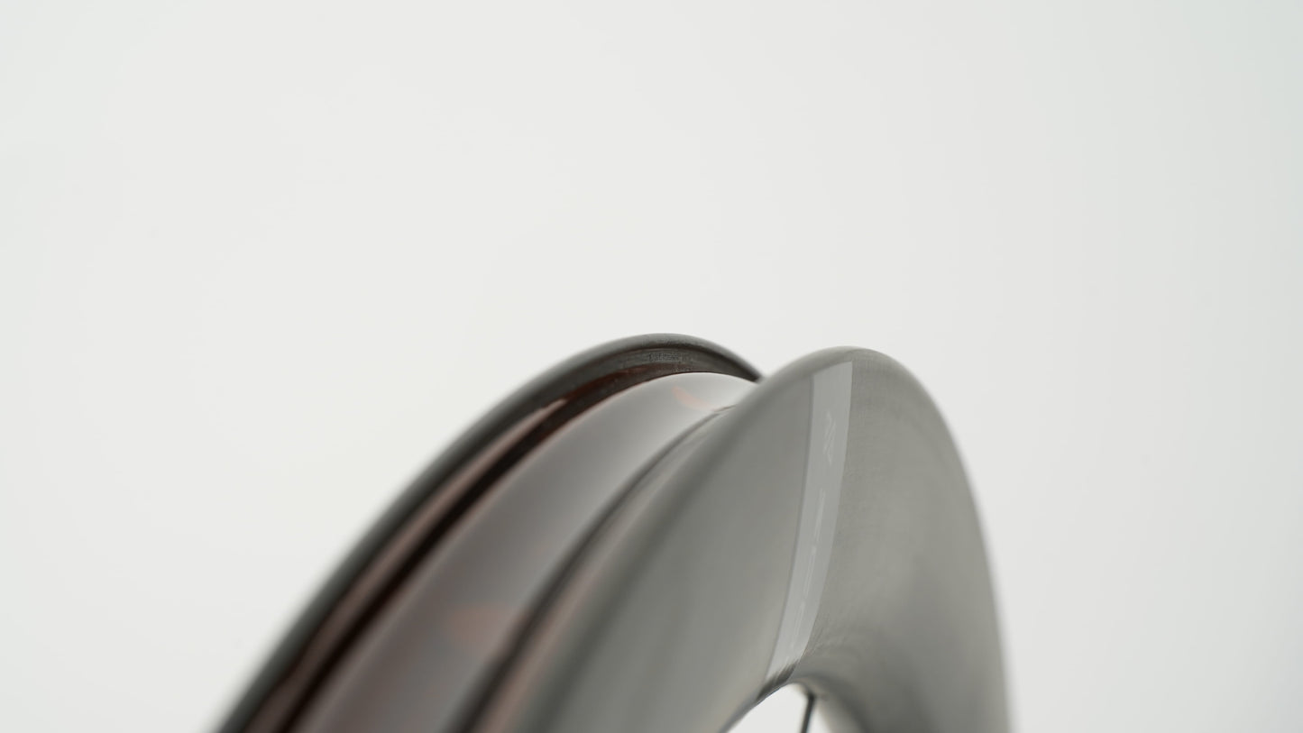 Et par SCOM ULTRA + Tubeless Ready-hjul (Center Lock)