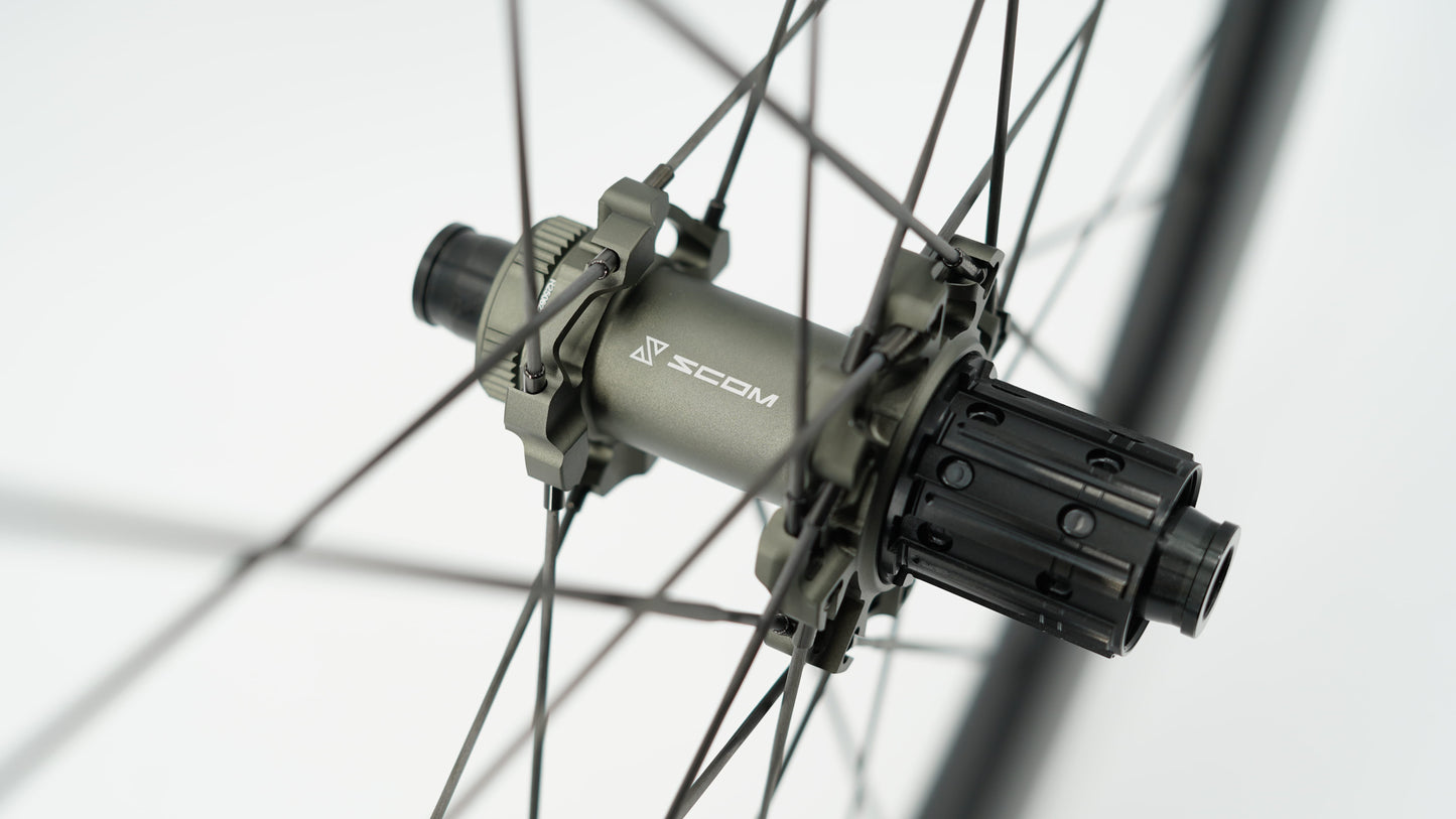 Par SCOM ULTRA Tubeless Ready-hjul (Center Lock)