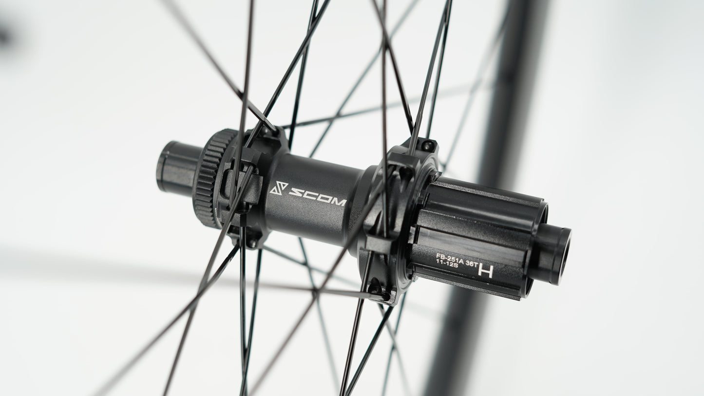Par SCOM CORSA 45 Tubeless Ready-hjul (Center Lock)