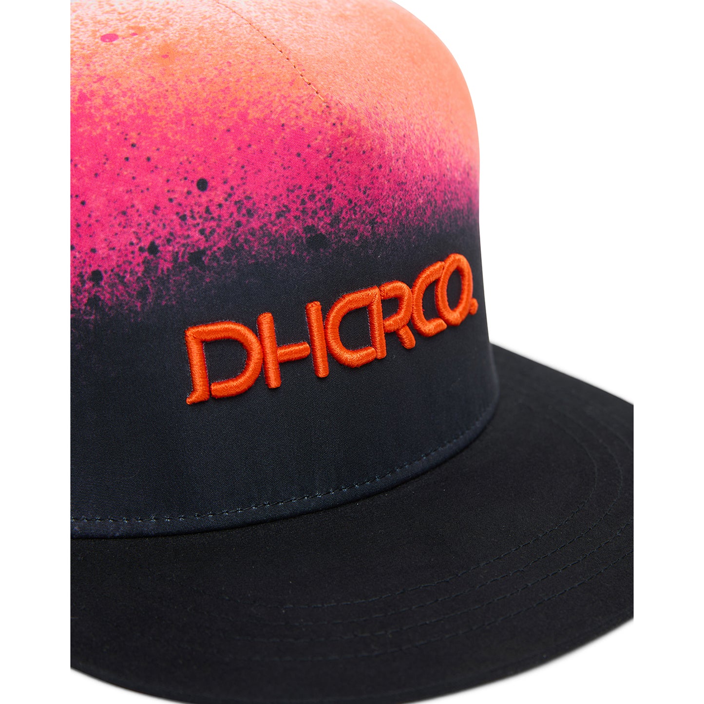 DHARCO FLAT BRIM TRUCKER BLACK SNAKE Kasket Sort/lilla