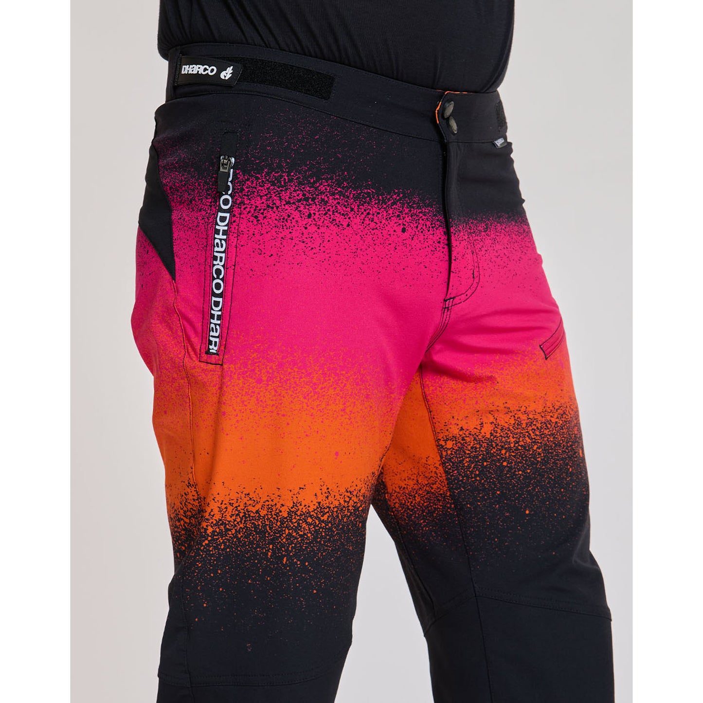 DHARCO GRAVITY BLACK SNAKE Bukser Sort/Orange