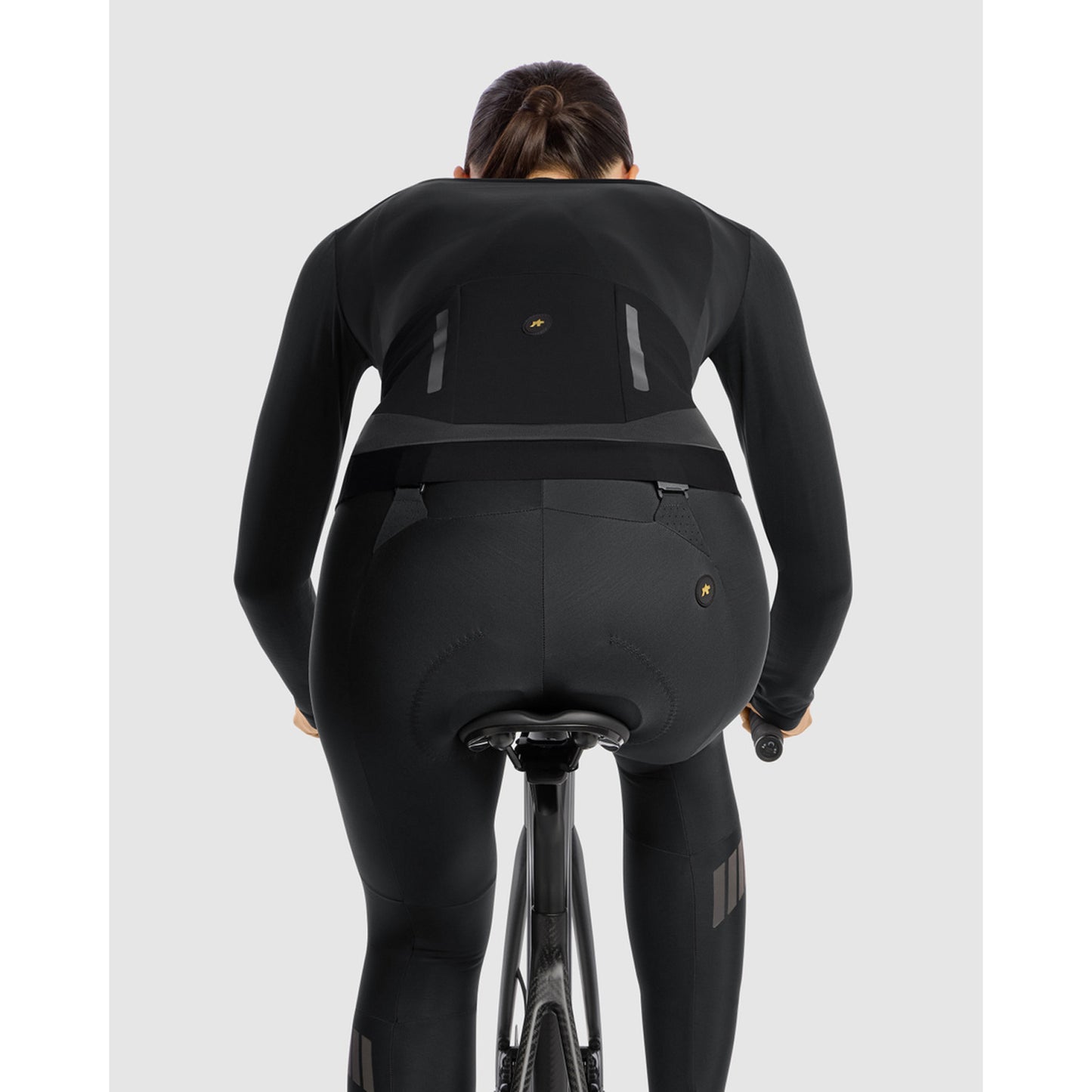 ASSOS UMA GTV S11 Black Series-jakke til kvinder
