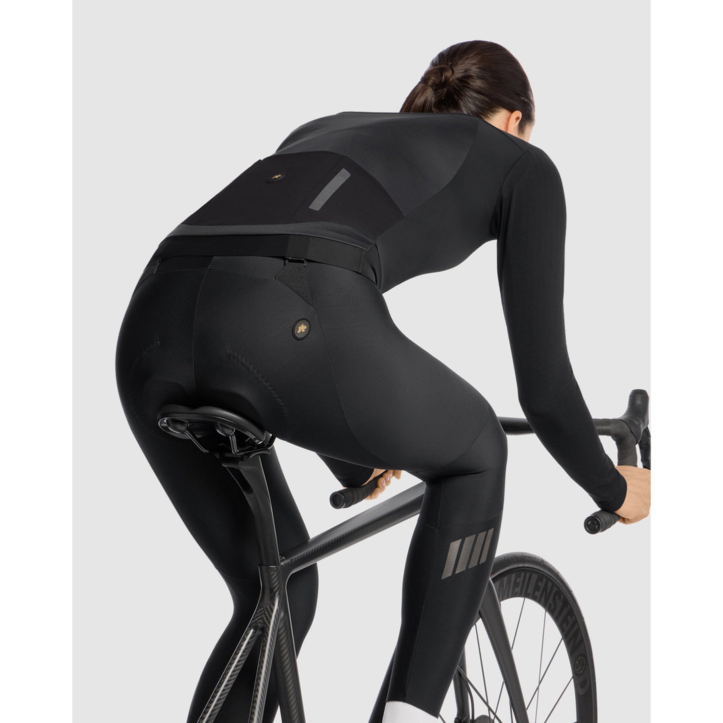 ASSOS UMA GTV S11 Black Series-jakke til kvinder