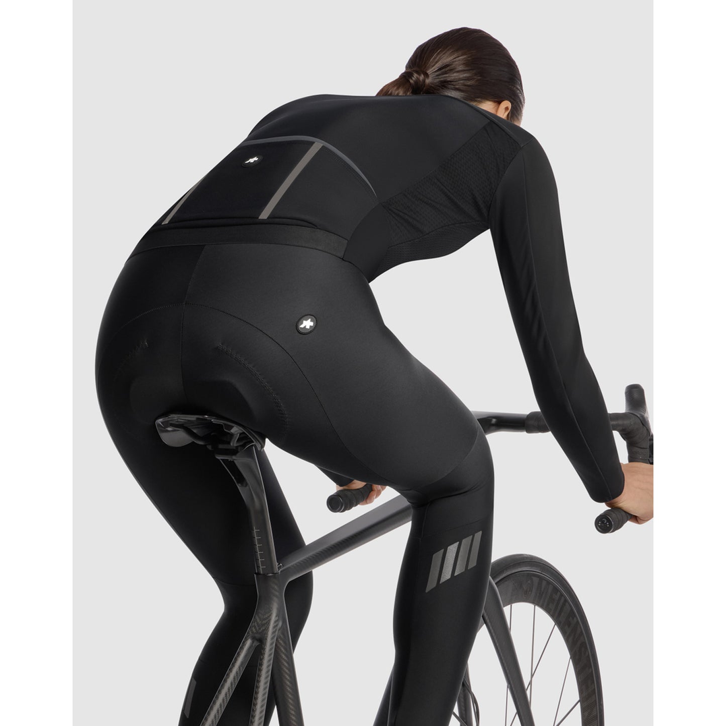 ASSOS DYORA R S11 Black Series-jakke til kvinder